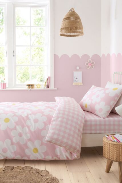 Bedlam Women's 'Retro Daisy' Easy Care Nostalgic Floral Print Duvet Cover Set in Pink - Size: Double - image 1