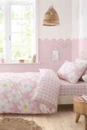Bedlam Women's 'Retro Daisy' Easy Care Nostalgic Floral Print Duvet Cover Set in Pink - Size: Double - thumbnail 1