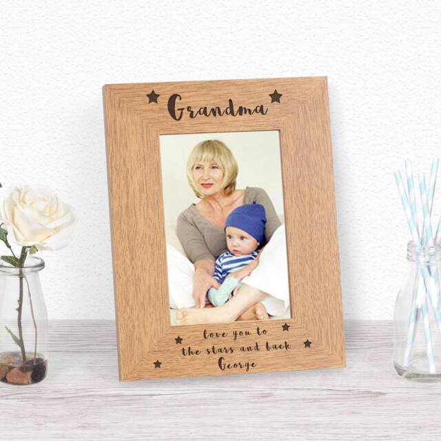 Uniqueful Personalised Love you to the stars & back Wood Picture Frame 6x4 in Brown - Size: 1 Pack - image 1