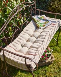 Dibor Traditional Belle Jardinere Red Summer Outdoor Garden Bench Cushion L112cm x W44cm - Size: Large - thumbnail 1