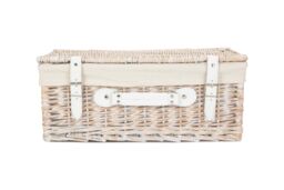 Red Hamper Wicker 45cm White Picnic Basket with Cotton Lining - thumbnail 4