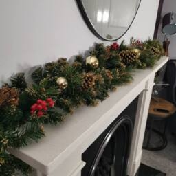Samuel Alexander 180cm (6ft) Premier Gold Dressed Christmas Garland with Berries Pine Cones & Gold Baubles in Green - thumbnail 4