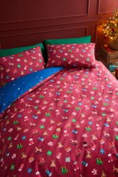 Catherine Lansfield 'Christmas Santa's Workshop' Reversible Duvet Cover Set in Navy - Size: Single - thumbnail 2