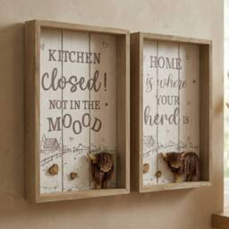 Garden Greatness Duo Relica Highland Cow Wall Plaques in Dark Red - thumbnail 2