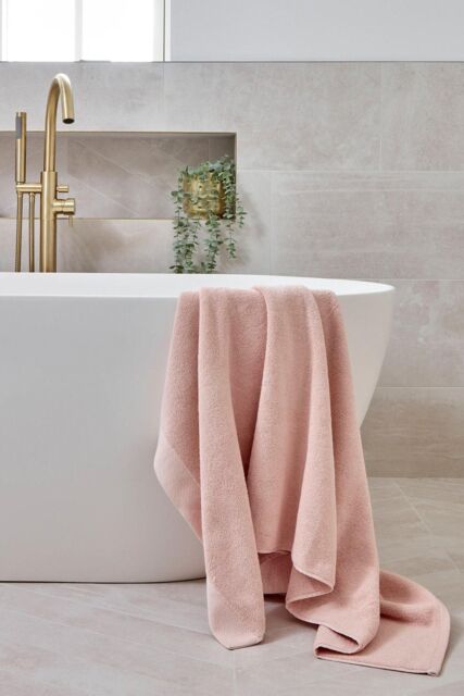CHRISTY 'Luxe' Elegant 100% Turkish Cotton 730GSM Towels in Pink - image 1