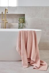 CHRISTY 'Luxe' Elegant 100% Turkish Cotton 730GSM Towels in Pink