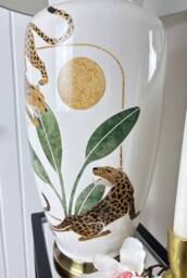 Downton Interiors Leopard Green Gold Ceramic Table Lamp with Pleated Shade - Size: Large - thumbnail 4