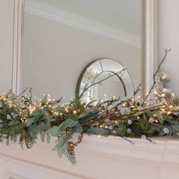 Lemon Pavilion Furniture and Decor 2.75m9ft Plug-In LED Eight Sequence Warm Cluster String Light in Clear - thumbnail 3
