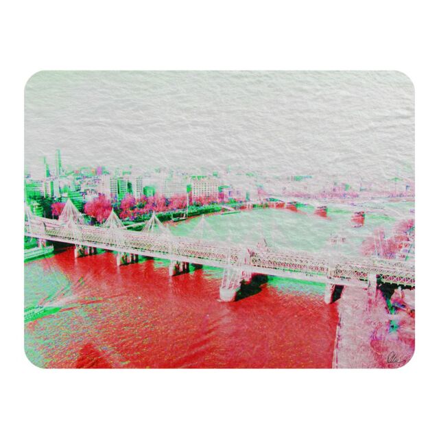 Benjamin Tate Design London Eye Veiw Red Blanket in Natural - Size: 120 cm x 150 cm - image 1
