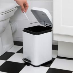 Harbour Housewares Square Bathroom Pedal Bin - 3L Stainless Steel Slim Rubbish Dustbin in White - thumbnail 6