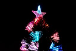 Shatchi 2Ft/60cm Pastel Stars & Baubles Fibre Optic Christmas Tree LED Pre-Lit in Green - Size: 2ft - thumbnail 2