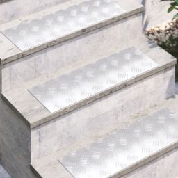 Berkfield Home Aluminium Checker Plates 4 pcs Anti-Slip 60x20 cm in Silver - Size: Medium - thumbnail 2