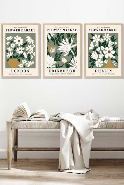 ARTZE Framed Green Flower Market London Edinburgh Dublin Framed Wall Art - Medium in Light Oak - Size: W45 cm x H62 cm x D20mm - image 1
