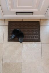 JVL Knit Rubber Backed Indoor Doormat 40x60cm Brown - Size: 40 cm x 60 cm - thumbnail 2