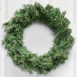 Pelle & Sol 40cm Artificial Green Leaves Round Christmas Wreath - thumbnail 2