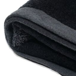 Nike Big Logo Sports Towel in Black - thumbnail 4