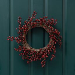 Scottish Everlastings Ltd 40cm Red Berry Wreath