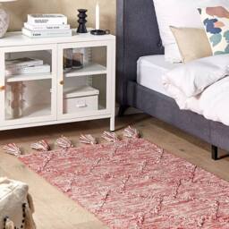 Wyld and Coco Cotton Area Rug 80 x 150 cm - Red and White Tassel Rug - Size: 80 cm x 150 cm - thumbnail 1