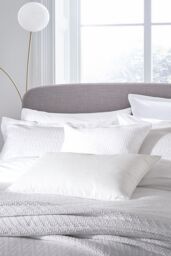 1951 'Kham' Cotton Cushion in White - Size: 40 cm x 60 cm - thumbnail 3