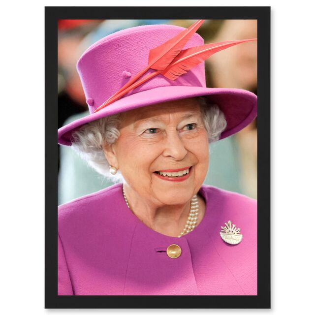 Artery8 Queen Elizabeth II England Photo Rouse Portrait A4 Artwork Framed Wall Art Print in Black - image 1