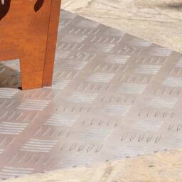 Berkfield Home Aluminium Checker Plates 2 pcs Anti-Slip 90x50 cm in Grey - Size: Medium - thumbnail 3