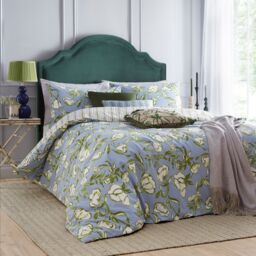 Wylder Nature Albera Floral Duvet Cover Set in Light Blue - Size: King - thumbnail 1