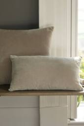 CHRISTY Luxury Filled Velvet 'Jaipur' Square Cushions in Brown - Size: 45 cm x 45 cm - thumbnail 2