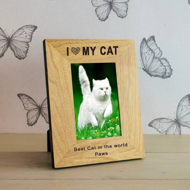 Uniqueful Personalised I Love My Cat Wood 6x4 Picture Frame for Friend in Brown - Size: 1 Pack - image 1
