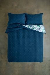 Deyongs Bows Print 200 Thread Count Cotton Rich Duvet Cover Set - Easycare Soft Bedding - 1846 in Blue - Size: King - thumbnail 4