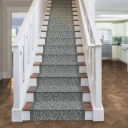 runrug Stair Runner Carpet for Staircases - Soft & Comfy, 9mm - 'Rosette' in Grey - Size: 70 cm x 690 cm - thumbnail 3