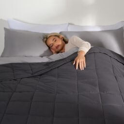 OHS Sensory Sleep Therapy Weighted Blanket 125 x 180 cm 6kg in Charcoal - Size: 125 cm x 180 cm - thumbnail 2