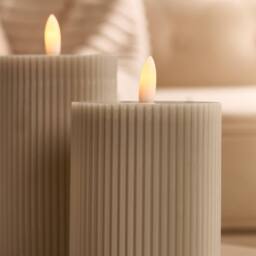 OHS Set of 3 Ribbed Flameless LED Candles Decorative Lights Party Home in Natural - thumbnail 2