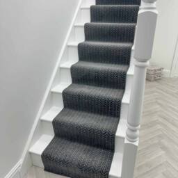 runrug Stair Runner Carpet for Staircases - Soft & Comfy, 9mm - 'Empire' in Dark Grey - Size: 60 cm x 570 cm - thumbnail 6