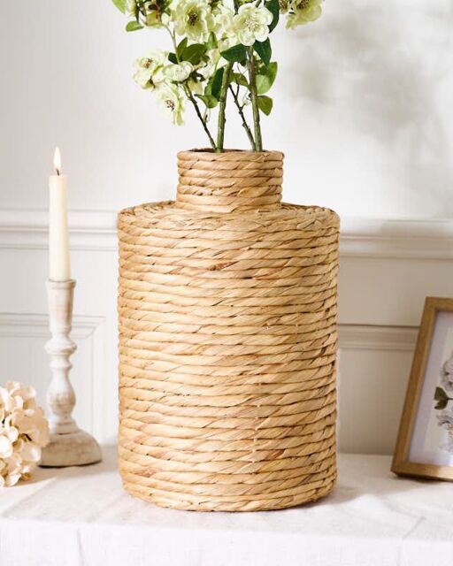Dibor Traditional Water Hyacinth Stem Home Decor Flower Vase in Natural - Size: Medium - image 1