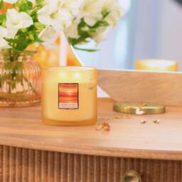 Heart and Home Twin Wick Soy Wax Candle - Amber Sunset in Cool White - thumbnail 2