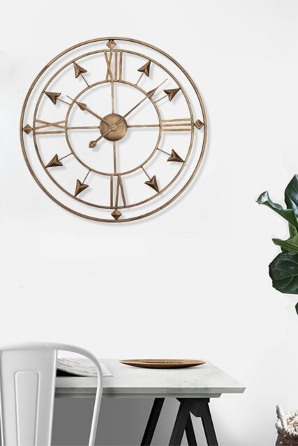 Living and Home Dia 60cm Elegant Gold Metal Roman Numerals Wall Clock - image 1