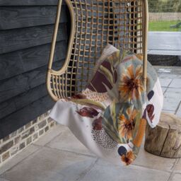 Benjamin Tate Design Orange Geometric With Flowers Blanket in Natural - Size: 120 cm x 150 cm - thumbnail 4