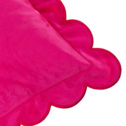 Furn Lil Scallop Velvet Cushion in Fuchsia - Size: 45 cm x 45 cm - thumbnail 5