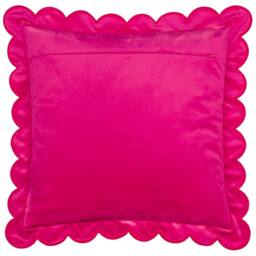 Furn Lil Scallop Velvet Cushion in Fuchsia - Size: 45 cm x 45 cm - thumbnail 3