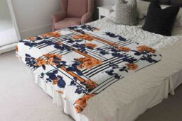 Benjamin Tate Design Geometric Lines & Flowers Blanket in Natural - Size: 120 cm x 150 cm - thumbnail 3