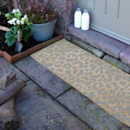 Artsy Mats Grey Leopard Print Patio Doormat in Beige - Size: 40 cm x 120 cm - thumbnail 2
