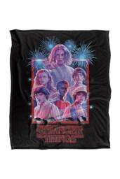 Stranger Things Season 3 July 4Th Super Soft Throw Blanket 152x127 Cm - thumbnail 1