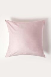 Homescapes Continental Egyptian Cotton Pillowcase 330 TC, 80 x 80 cm in Dusty Pink - thumbnail 1