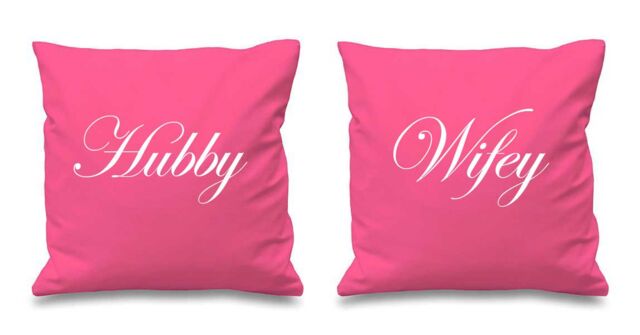 60 SECOND MAKEOVER Hubby Wifey Cushion Covers in Pink - Size: 40 cm x 40 cm