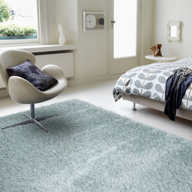 The Rug Shop UK Blue Luxurious Modern Easy to clean Machine Made Plain Area Rug - Size: 200 cm x 290 cm - image 1