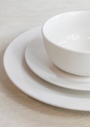 Mikasa 12 Piece Porcelain 'Alexis' Dinner Set, White, Gift Boxed in White - thumbnail 9