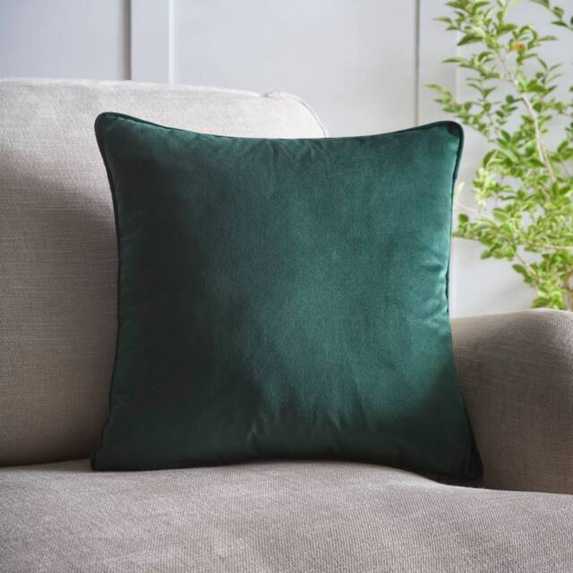 "Portfolio Home Velvet Filled Cushion Piped Edge Pillow 18"" Inch Square 45cm x 45cm in Green - Size: 45 cm x 45 cm" - image 1