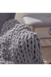 Living and Home Chunky Knit Blanket Throw 100% Hand Knit Chenille Chunky Throw Blanket for Couch 60 x 60cm in Dark Grey - Size: 60 x 60 cm - thumbnail 2
