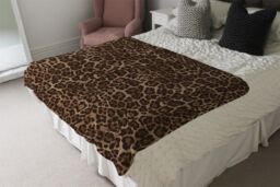 Benjamin Tate Design Leopard Print Blanket in Natural - Size: 120 cm x 150 cm - thumbnail 3