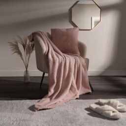 OHS Large Teddy Fleece Throw Blanket in Light Pink - Size: 150 cm x 200 cm - thumbnail 1